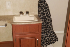 29ft Wildwood Travel Trailer Bathroom